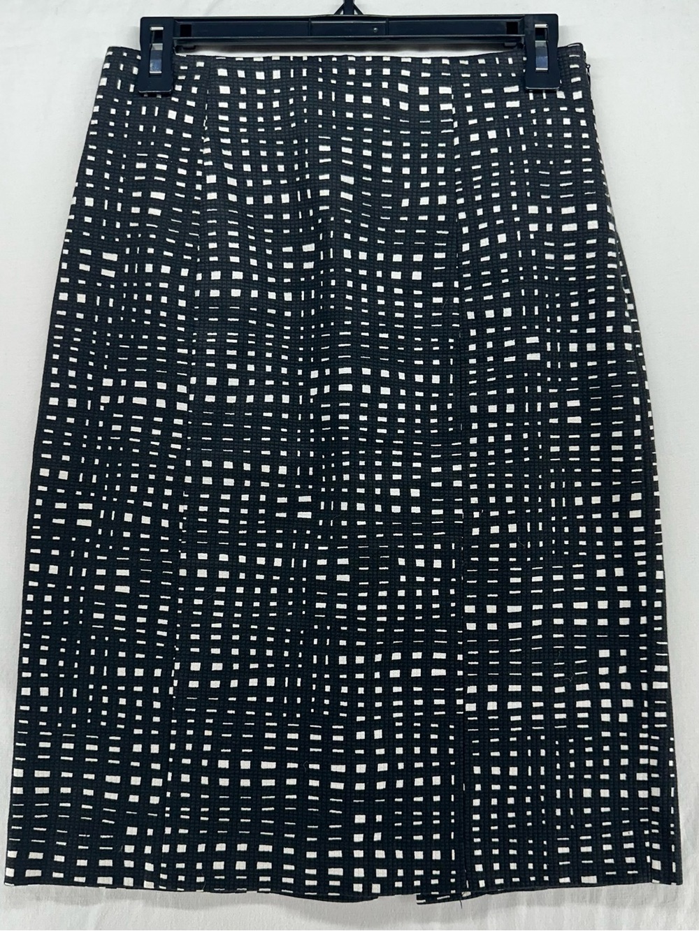 Theory Womens Straight Pencil Black White Hatch Grid Knee Length Skirt Size 4 - Picture 2 of 10